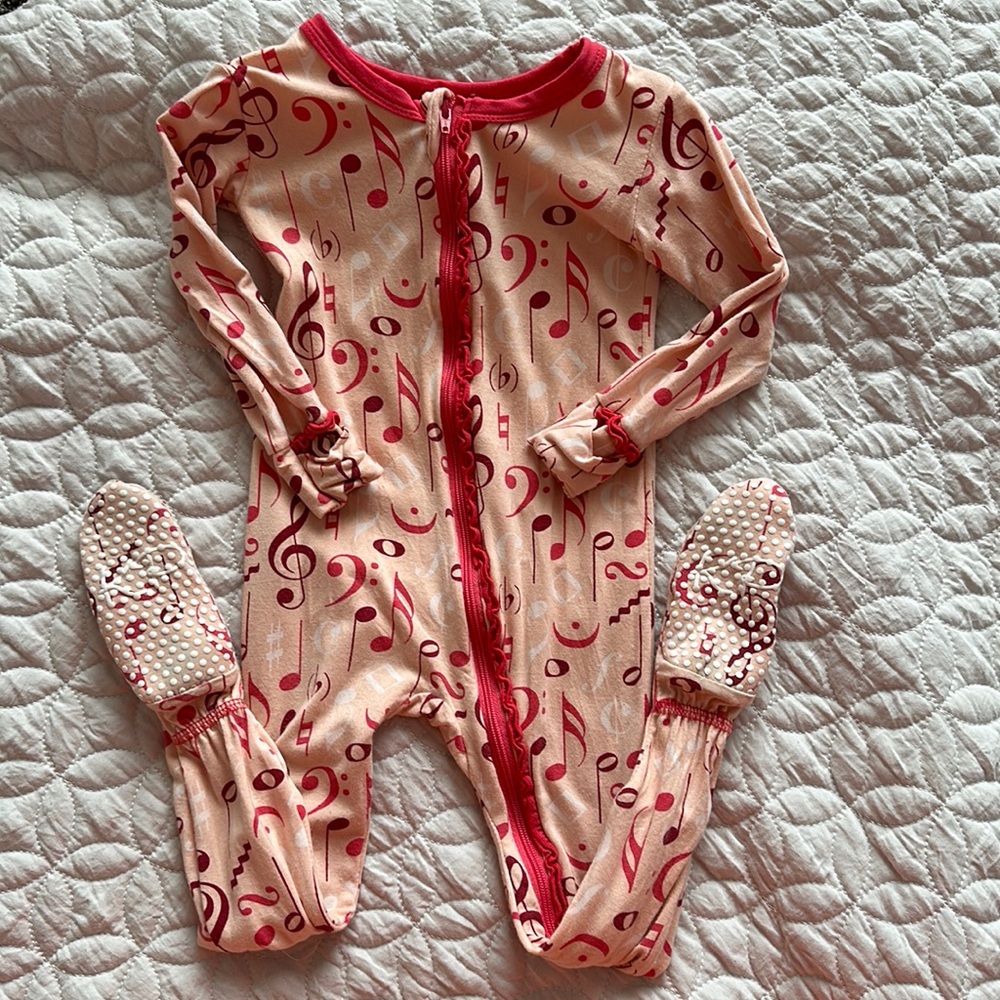 Kickee pants music note footie
